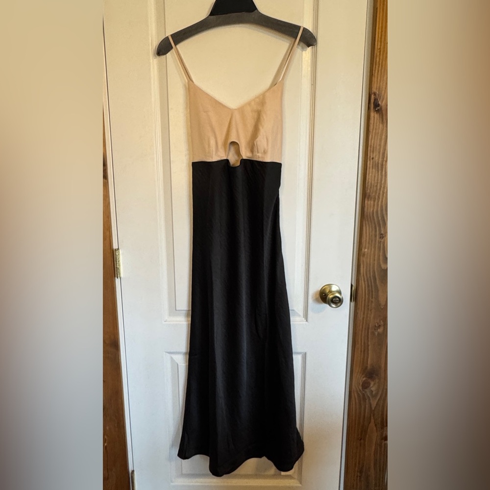 House of Harlow 1960 Elegant Black and Cream Dress - Size Large
